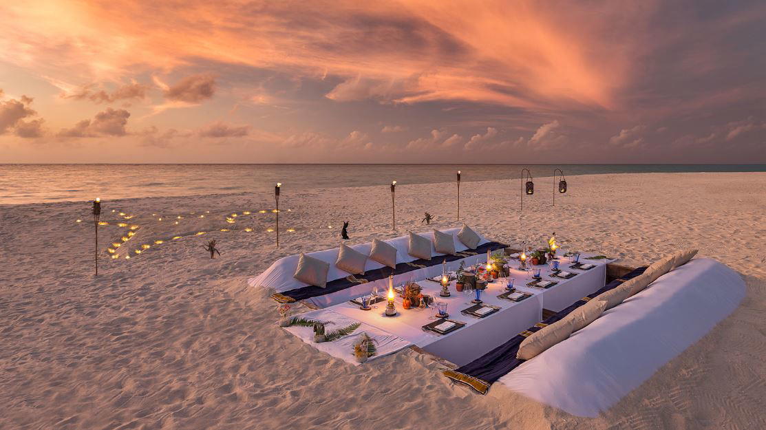 PRIVATE DINING