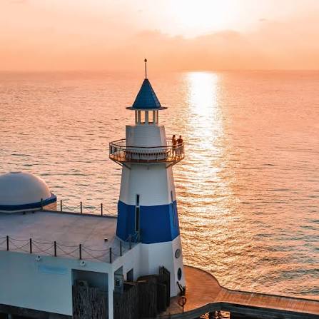 THE LIGHTHOUSE