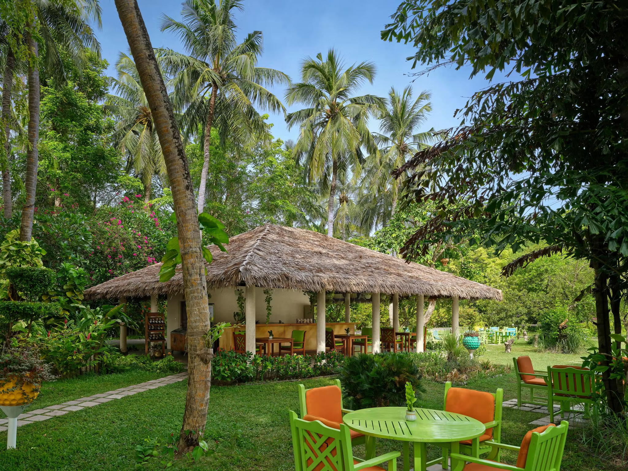 Garden Bar