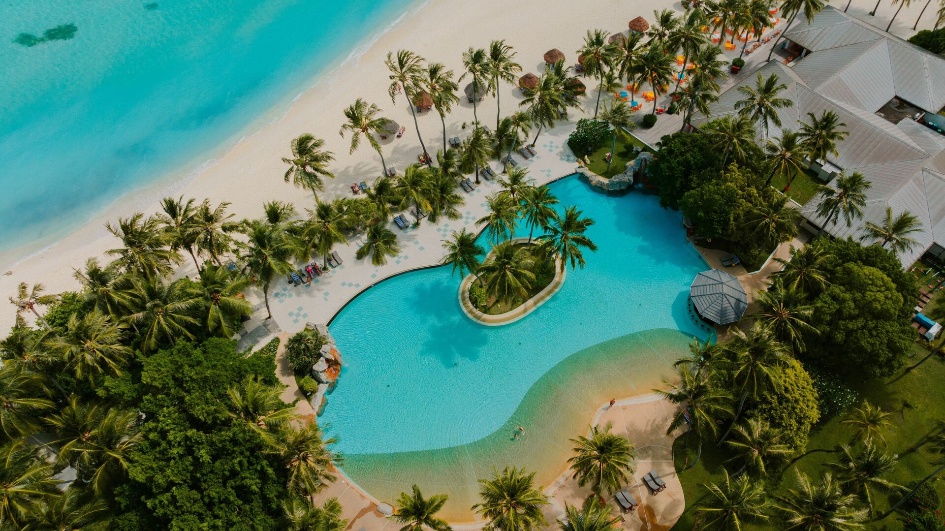 Pool Bar